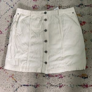 AEO Cream corduroy button down skirt NWT SIZE L